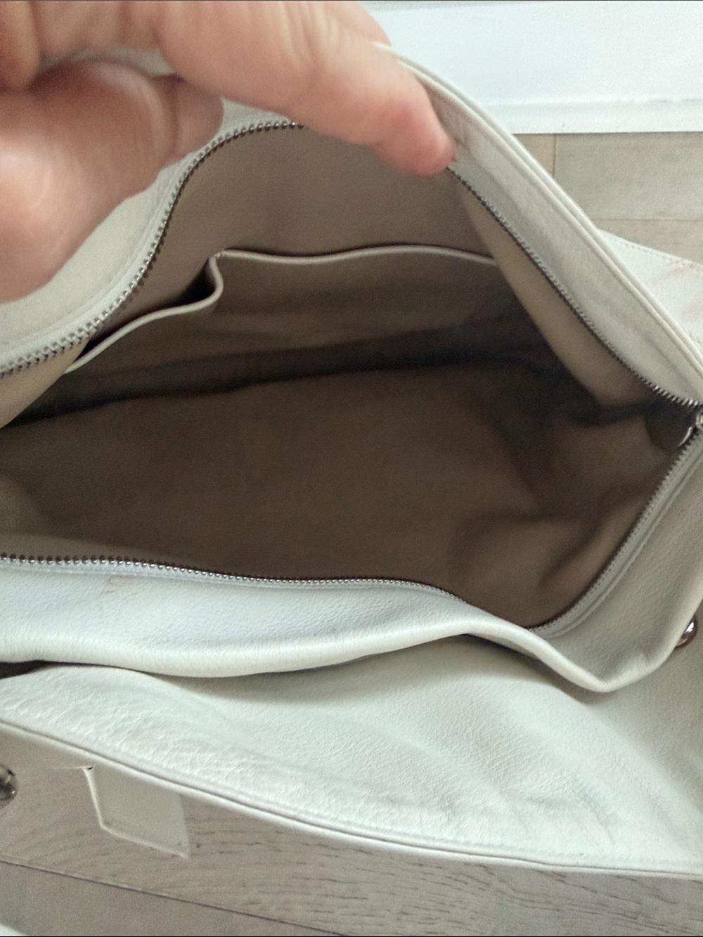 Akris White Woven Shoulder Bag - Picture 10 of 16